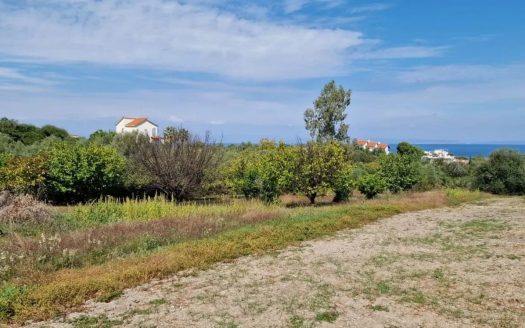 Αγροτεμάχιο στη Χανιώτη 4150m2